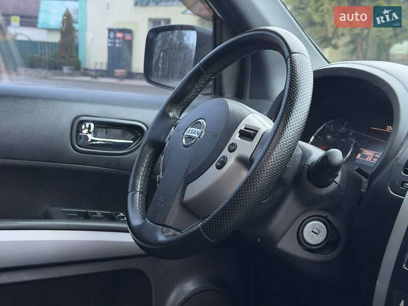 Внедорожник / Кроссовер Nissan X-Trail 2013 в Ахтырке