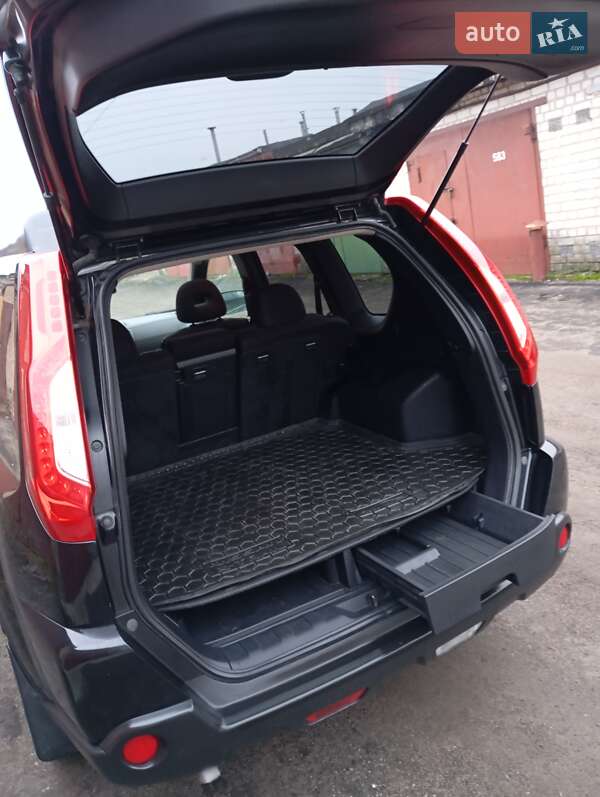 Внедорожник / Кроссовер Nissan X-Trail 2010 в Черкассах