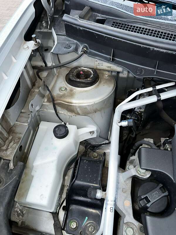 Внедорожник / Кроссовер Nissan X-Trail 2012 в Киеве фото 29 Внедорожник / Кроссовер Nissan X-Trail 2012 в Киеве