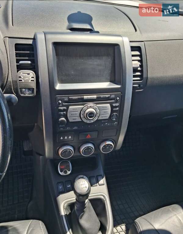 Внедорожник / Кроссовер Nissan X-Trail 2001 в Днепре