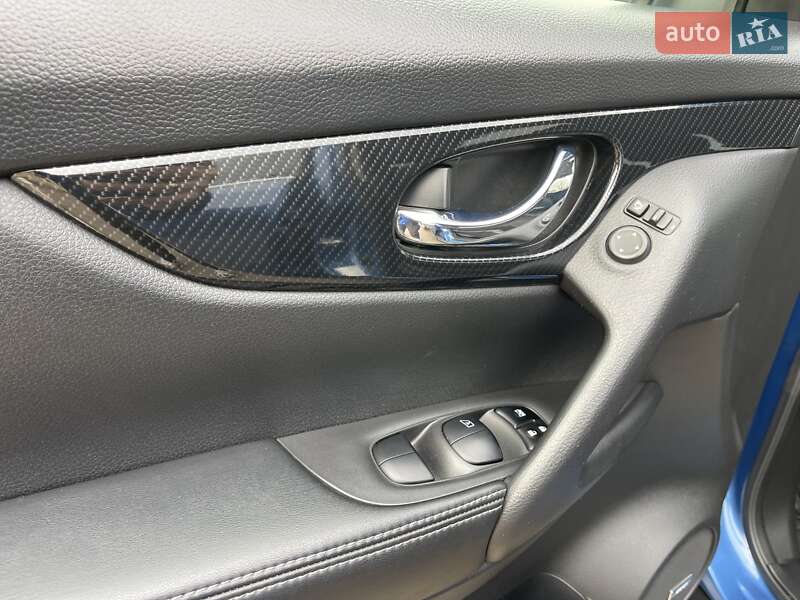 Позашляховик / Кросовер Nissan X-Trail 2017 в Києві