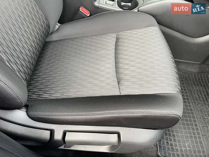 Позашляховик / Кросовер Nissan X-Trail 2017 в Києві