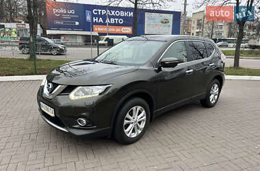 Внедорожник / Кроссовер Nissan X-Trail 2017 в Киеве