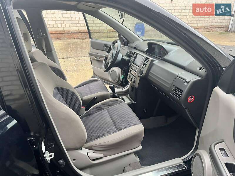 Внедорожник / Кроссовер Nissan X-Trail 2006 в Харькове