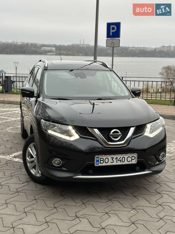 Внедорожник / Кроссовер Nissan X-Trail 2015 в Тернополе фото 4 Внедорожник / Кроссовер Nissan X-Trail 2015 в Тернополе