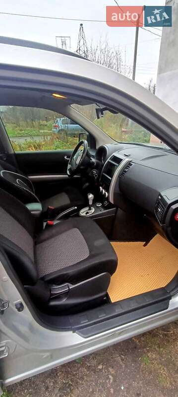 Внедорожник / Кроссовер Nissan X-Trail 2010 в Павлограде