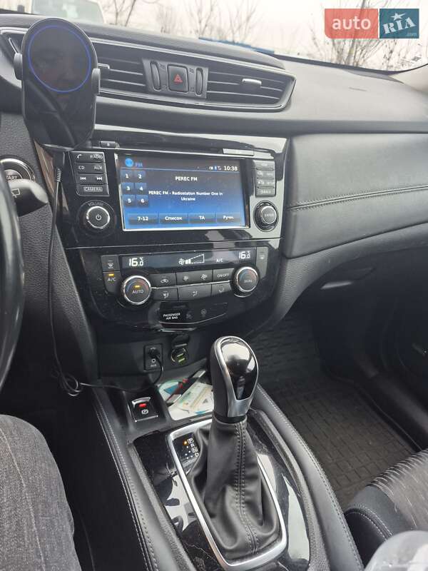 Внедорожник / Кроссовер Nissan X-Trail 2019 в Киеве