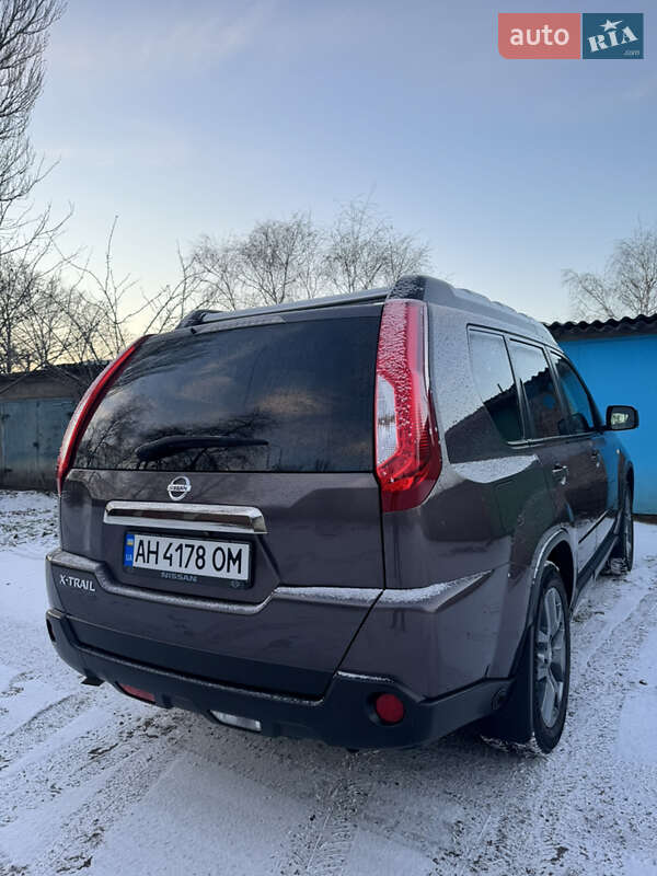 Позашляховик / Кросовер Nissan X-Trail 2011 в Краматорську