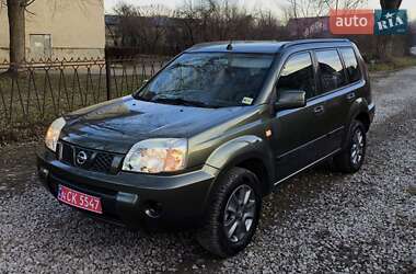 Внедорожник / Кроссовер Nissan X-Trail 2004 в Надворной