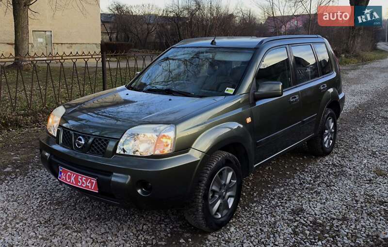 Nissan X-Trail 2004