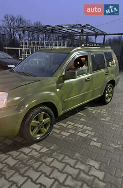 Позашляховик / Кросовер Nissan X-Trail 2005 в Хотині