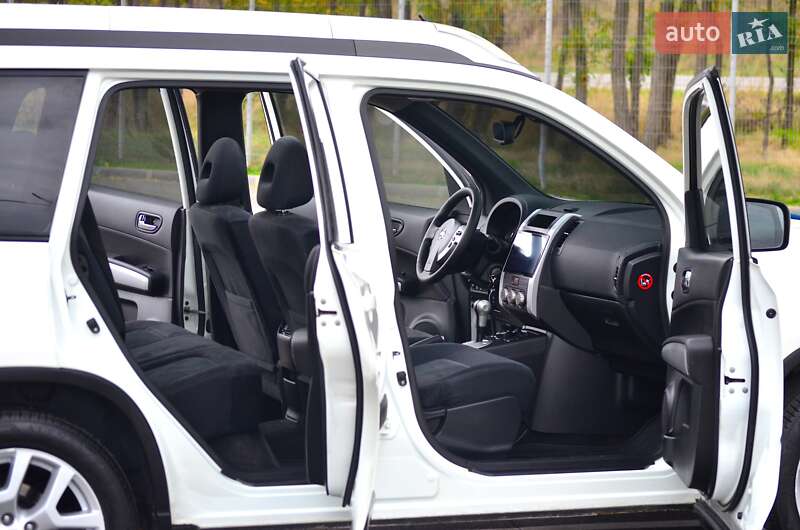 Позашляховик / Кросовер Nissan X-Trail 2013 в Дніпрі