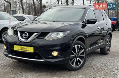 Внедорожник / Кроссовер Nissan X-Trail 2015 в Умани