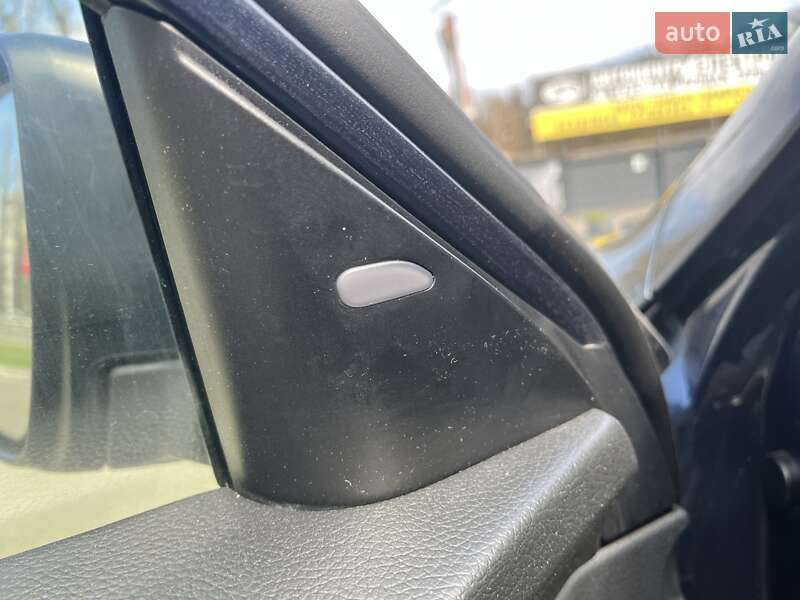 Позашляховик / Кросовер Nissan X-Trail 2017 в Києві