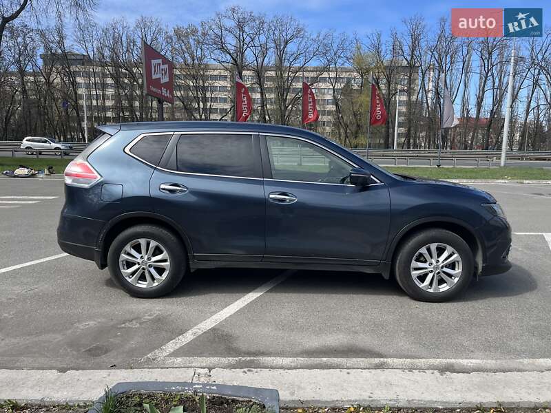 Позашляховик / Кросовер Nissan X-Trail 2017 в Києві