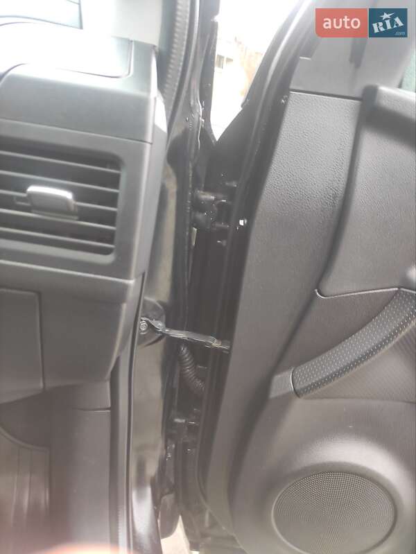 Внедорожник / Кроссовер Nissan X-Trail 2010 в Ужгороде