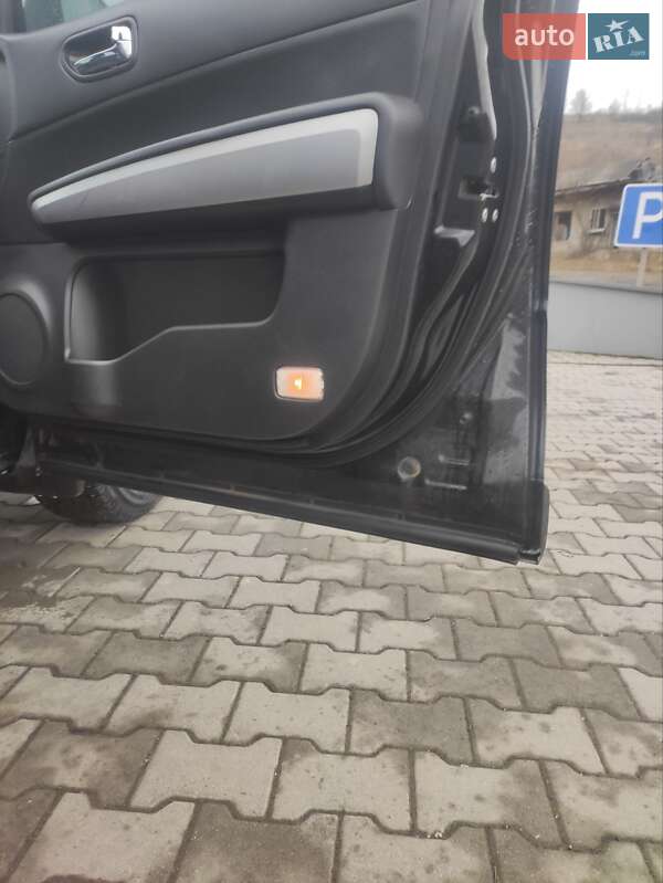 Внедорожник / Кроссовер Nissan X-Trail 2010 в Ужгороде