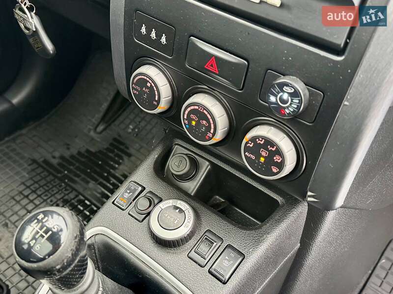 Позашляховик / Кросовер Nissan X-Trail 2011 в Києві