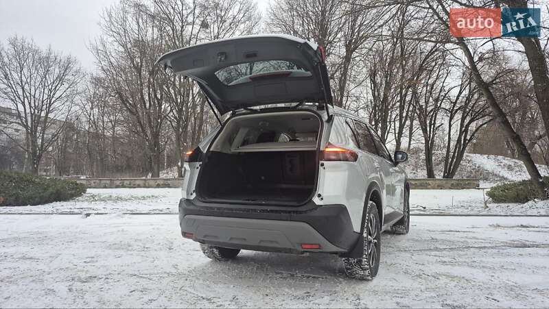 Позашляховик / Кросовер Nissan X-Trail 2023 в Черкасах