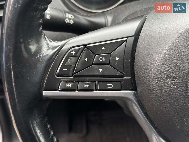 Внедорожник / Кроссовер Nissan X-Trail 2017 в Харькове