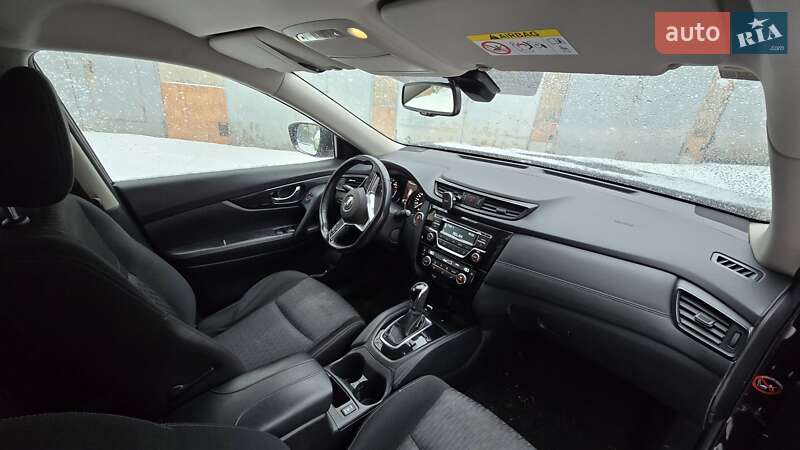 Позашляховик / Кросовер Nissan X-Trail 2017 в Києві