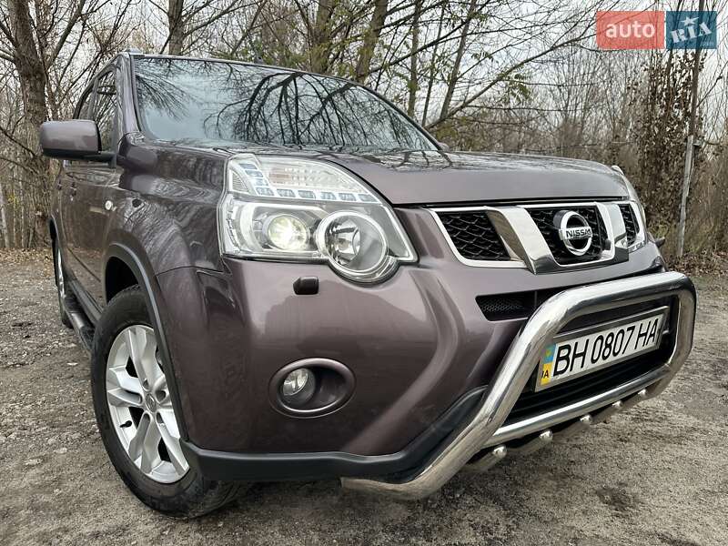 Позашляховик / Кросовер Nissan X-Trail 2012 в Києві