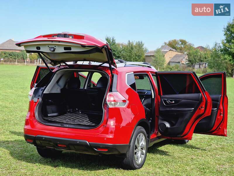 Внедорожник / Кроссовер Nissan X-Trail 2014 в Харькове