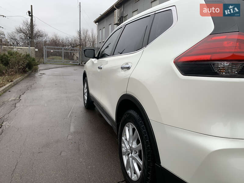 Внедорожник / Кроссовер Nissan X-Trail 2019 в Кривом Роге фото 8 Внедорожник / Кроссовер Nissan X-Trail 2019 в Кривом Роге