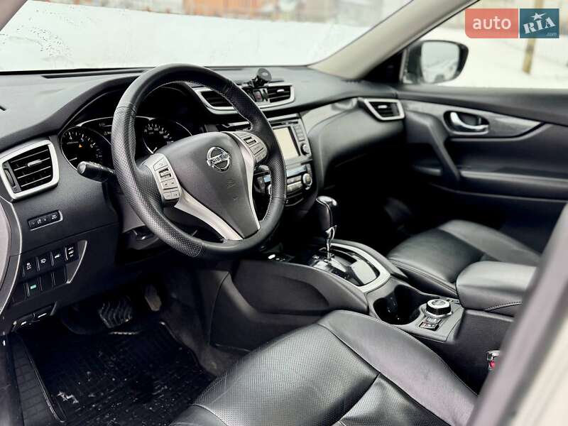 Внедорожник / Кроссовер Nissan X-Trail 2014 в Киеве