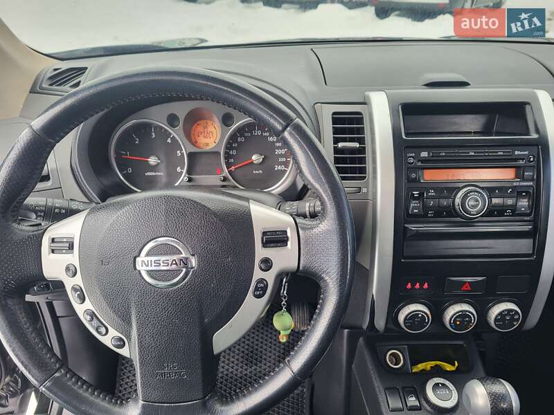 Внедорожник / Кроссовер Nissan X-Trail 2008 в Хмельницком