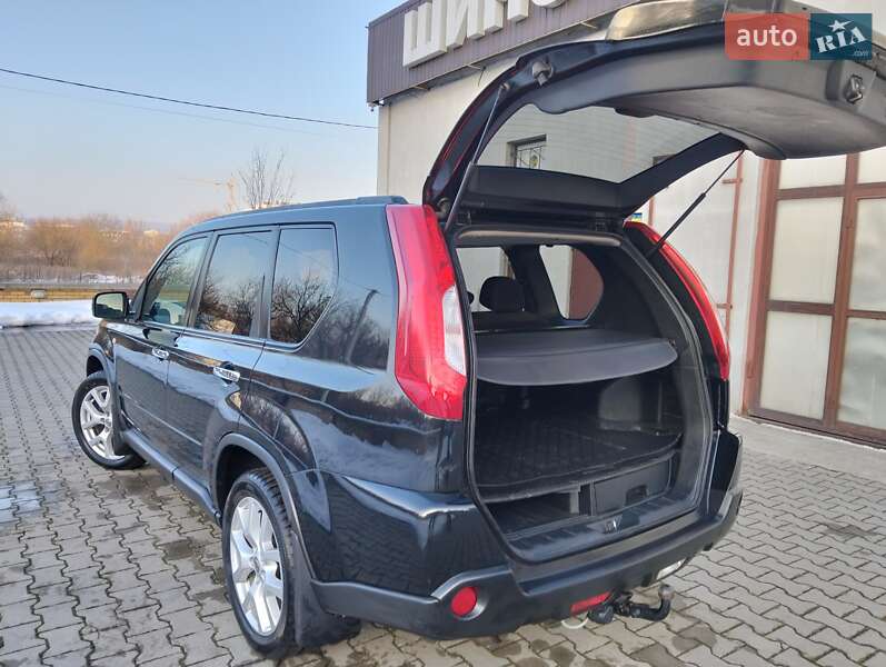 Внедорожник / Кроссовер Nissan X-Trail 2010 в Хмельницком