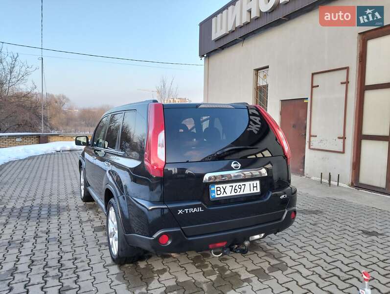 Внедорожник / Кроссовер Nissan X-Trail 2010 в Хмельницком