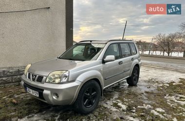 Внедорожник / Кроссовер Nissan X-Trail 2004 в Новоднестровске