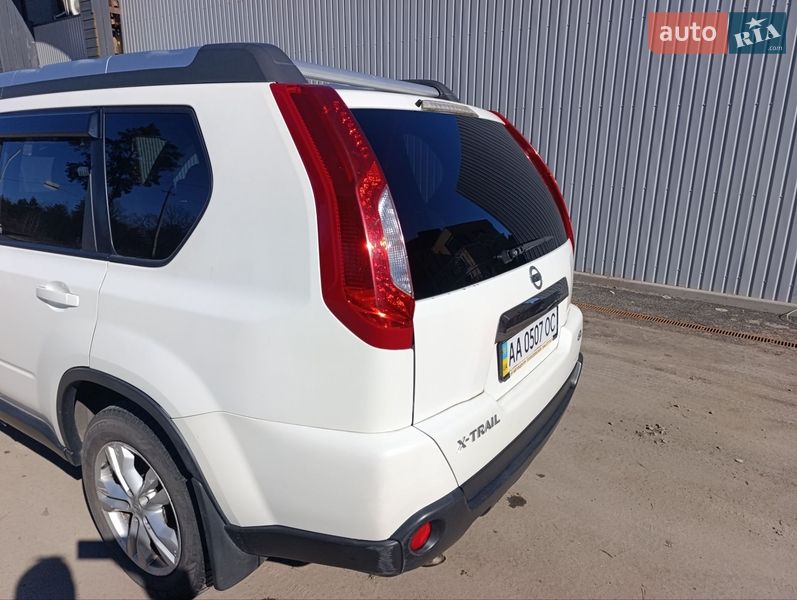 Внедорожник / Кроссовер Nissan X-Trail 2013 в Киеве