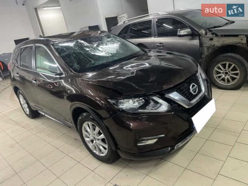 Nissan X-Trail 2021