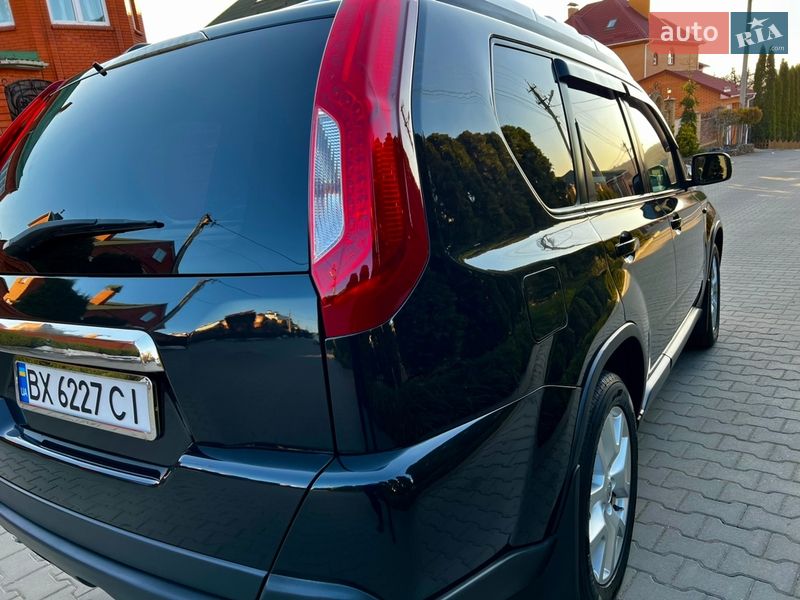 Внедорожник / Кроссовер Nissan X-Trail 2010 в Хмельницком