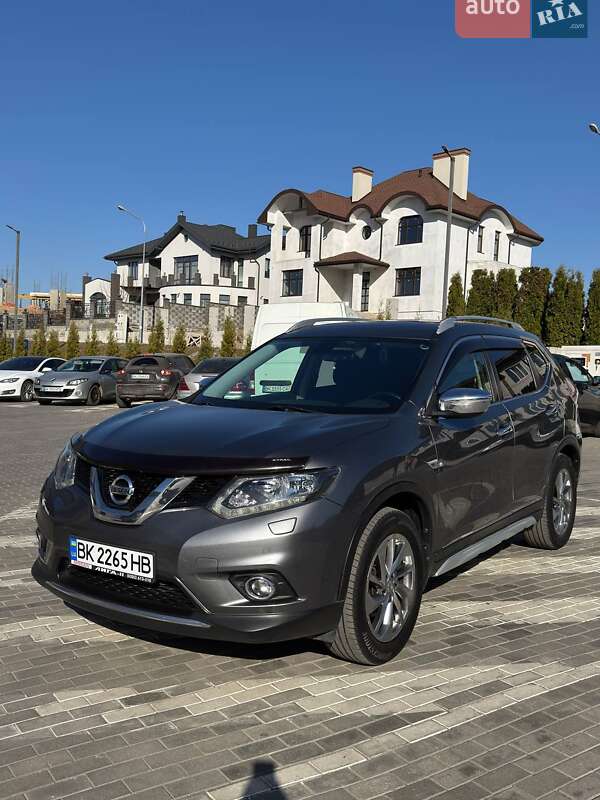Nissan X-Trail 2014