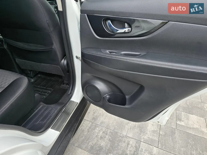 Nissan X-Trail 2018 VIN JN1TCAT32U0122181 фото оголошення 34 з 113