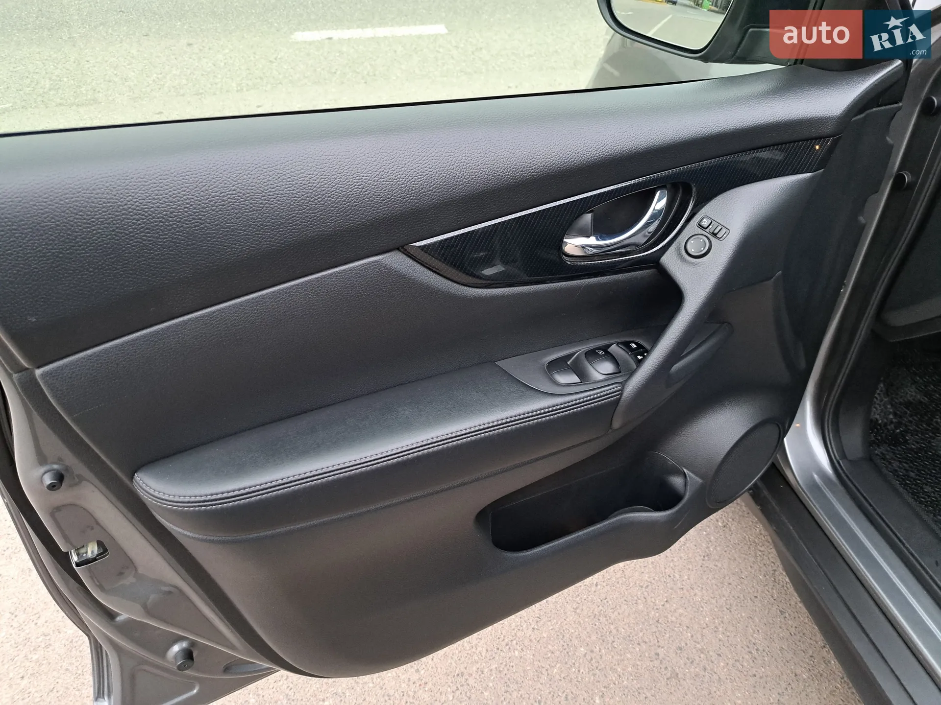 Nissan X-Trail 2018 VIN JN1TCAT32U0121484 фото оголошення 10 з 21