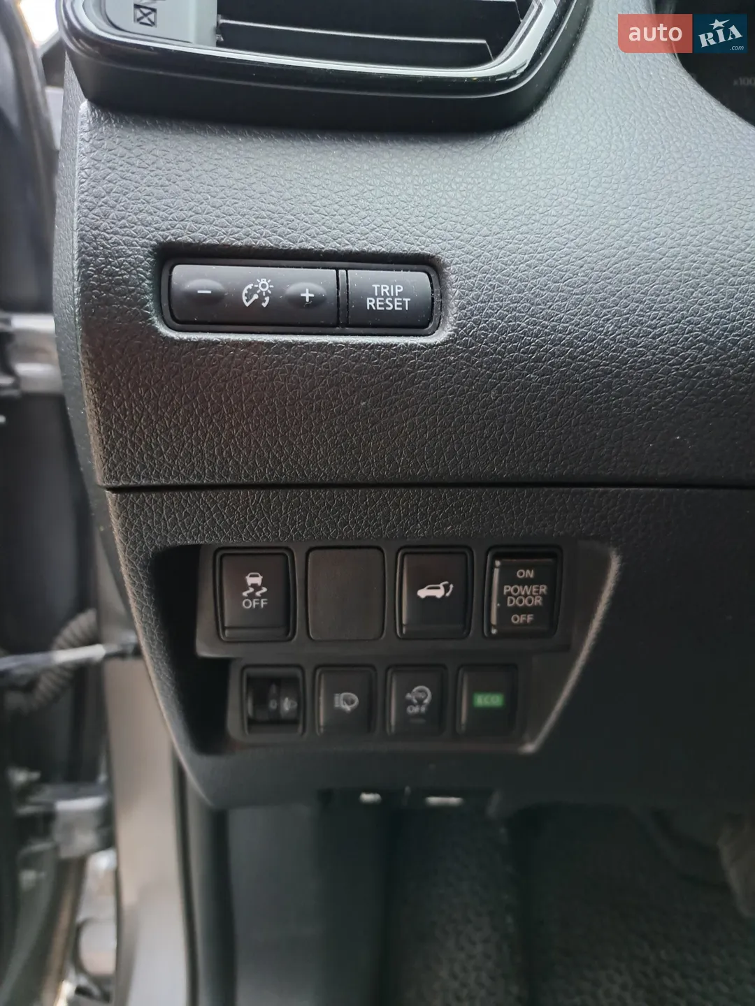 Nissan X-Trail 2018 VIN JN1TCAT32U0121484 фото оголошення 11 з 21