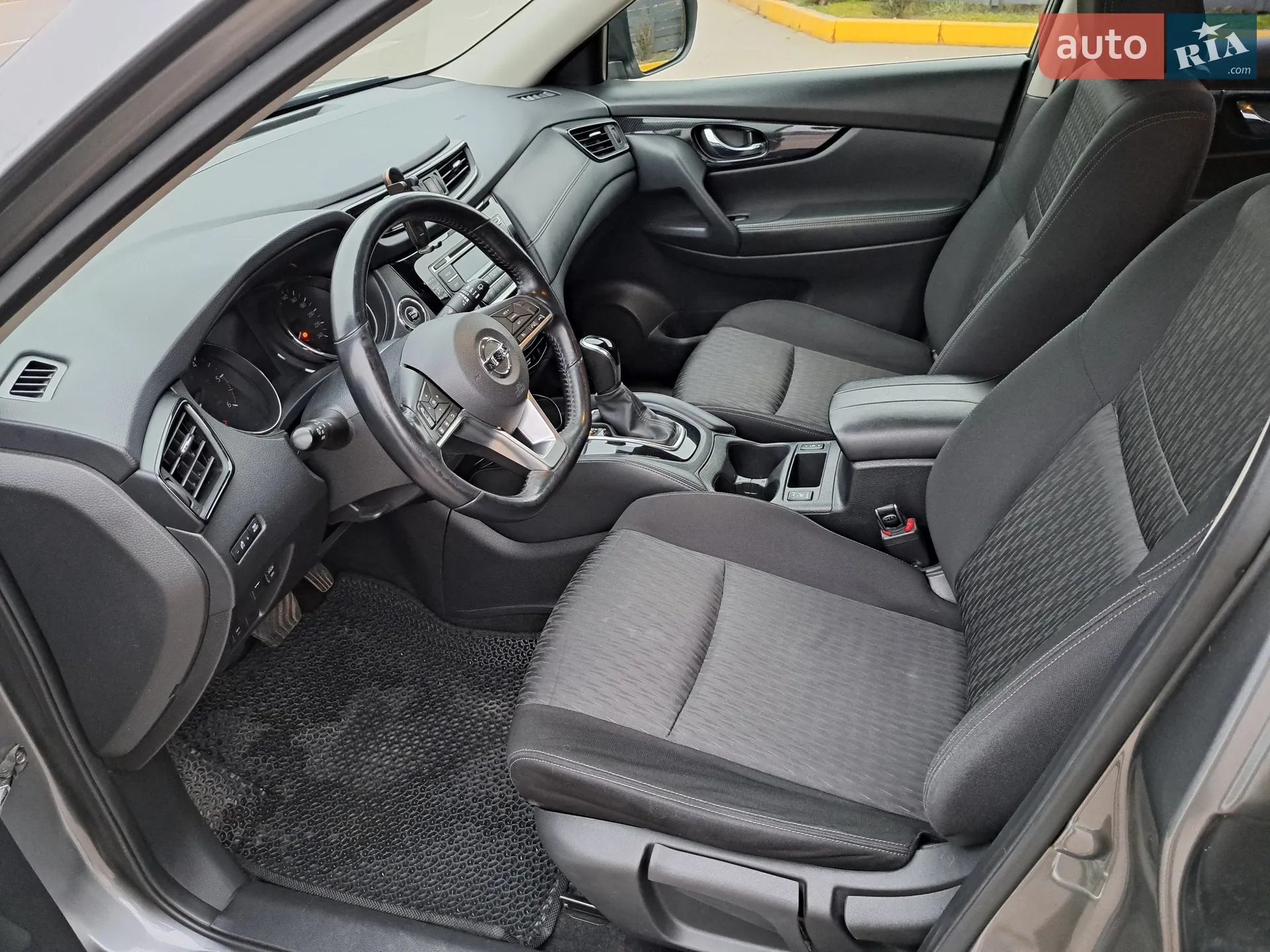 Nissan X-Trail 2018 VIN JN1TCAT32U0121484 фото оголошення 12 з 21