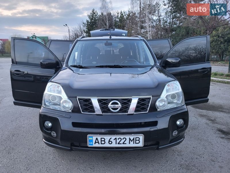 Внедорожник / Кроссовер Nissan X-Trail 2008 в Хмельницком