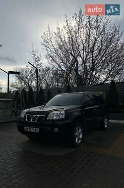 Внедорожник / Кроссовер Nissan X-Trail 2003 в Харькове