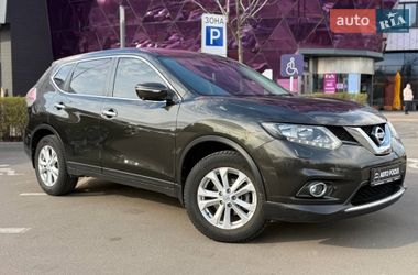 Внедорожник / Кроссовер Nissan X-Trail 2017 в Киеве