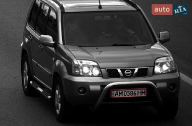 Позашляховик / Кросовер Nissan X-Trail 2006 в Ковелі