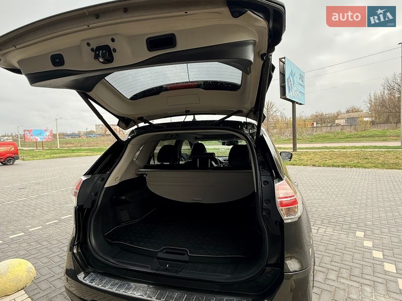 Внедорожник / Кроссовер Nissan X-Trail 2015 в Кропивницком