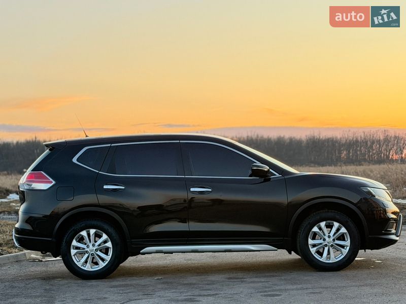 Внедорожник / Кроссовер Nissan X-Trail 2017 в Виннице