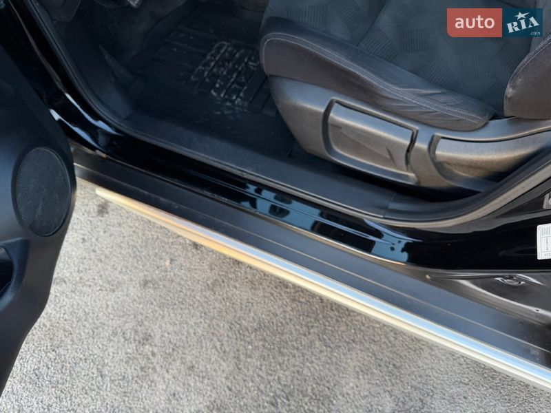 Внедорожник / Кроссовер Nissan X-Trail 2017 в Виннице