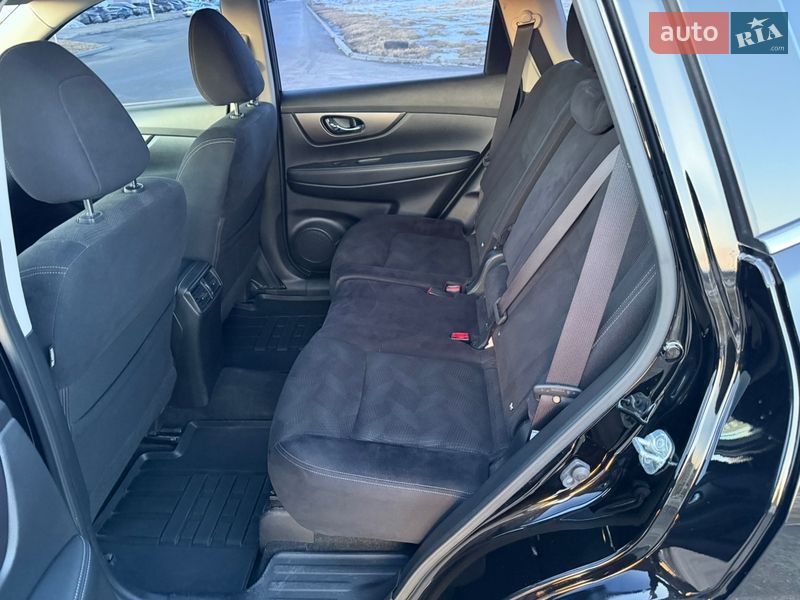 Внедорожник / Кроссовер Nissan X-Trail 2017 в Виннице