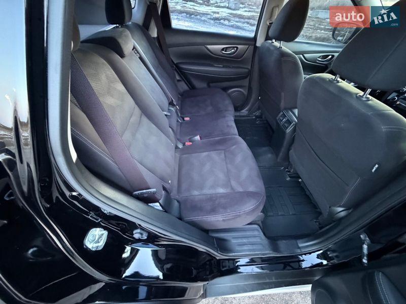 Внедорожник / Кроссовер Nissan X-Trail 2017 в Виннице